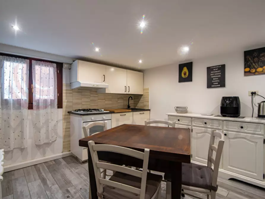 Immagine 16 di Casa indipendente in vendita  in Via Alessandro Manzoni a Albignasego