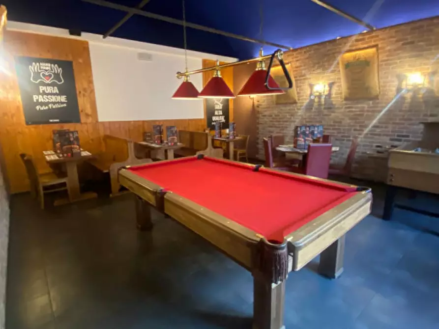 Immagine 10 di Attività commerciale in vendita  in calata pietro sbarbaro a Savona