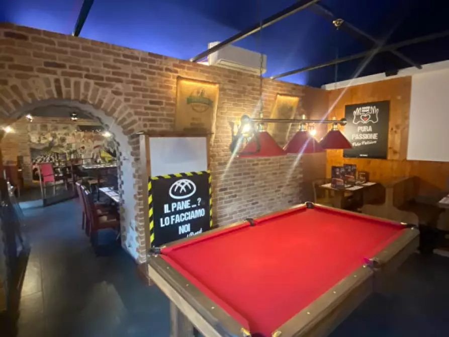 Immagine 13 di Attività commerciale in vendita  in calata pietro sbarbaro a Savona