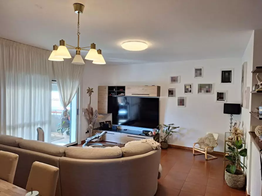 Immagine 3 di Appartamento in vendita  in Via Padre Pio da Pietrelcina, 10, 70020 Bitritto BA, Italia a Bitritto