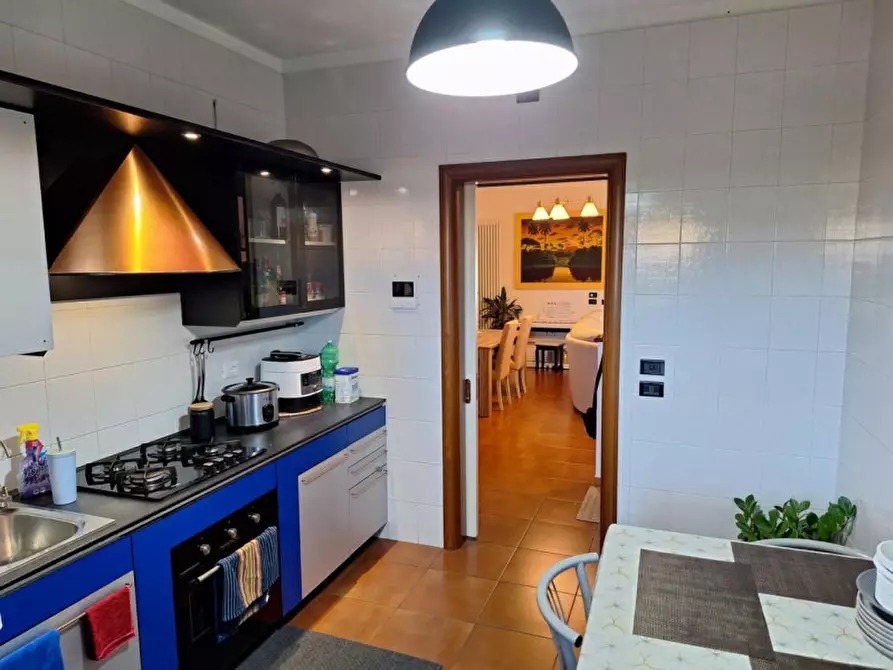 Immagine 7 di Appartamento in vendita  in Via Padre Pio da Pietrelcina, 10, 70020 Bitritto BA, Italia a Bitritto