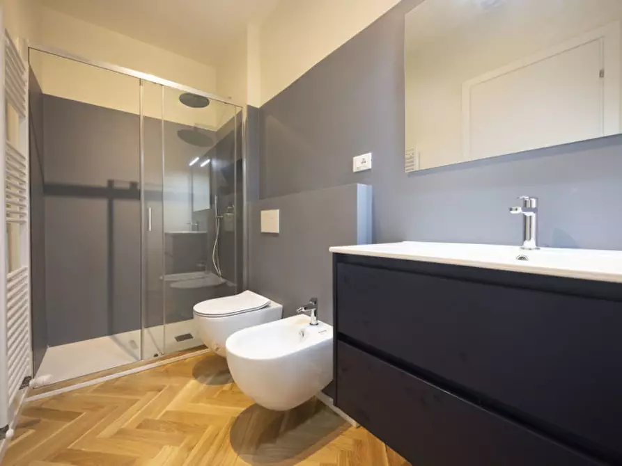 Immagine 4 di Appartamento in vendita  in Via Antonio Gramsci a Bologna