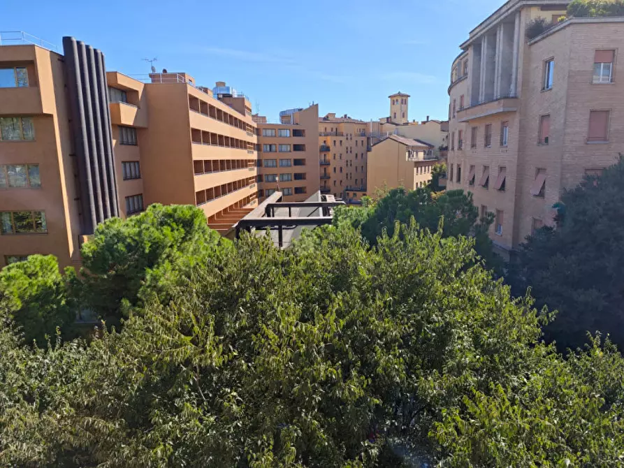 Immagine 11 di Appartamento in vendita  in Via Antonio Gramsci a Bologna