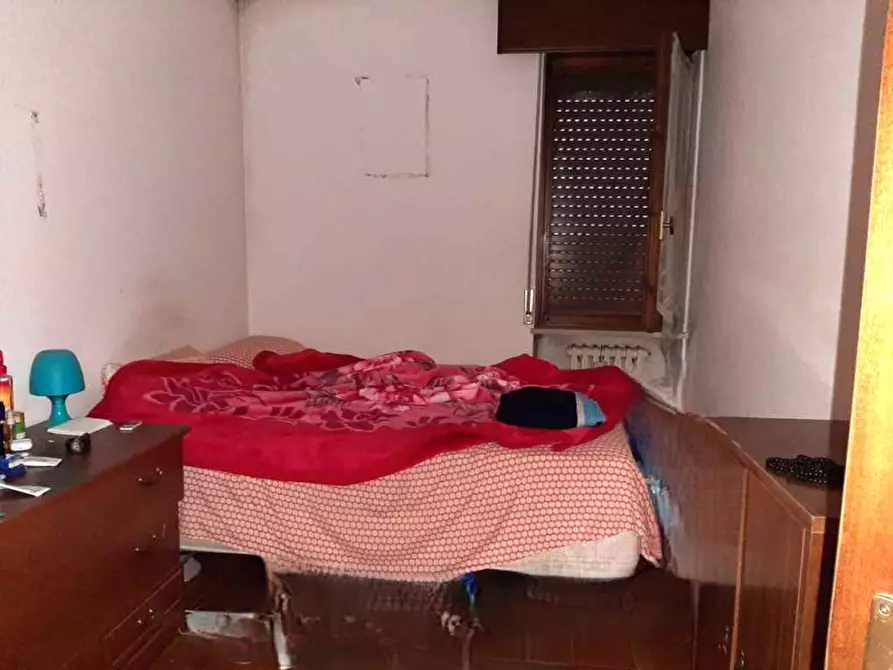 Immagine 6 di Appartamento in vendita  a Valeggio Sul Mincio