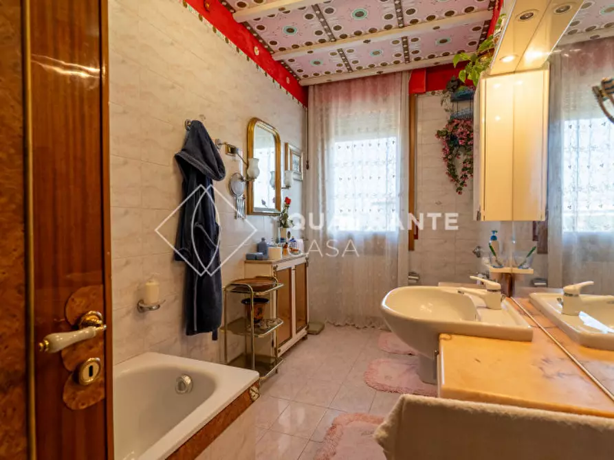 Immagine 15 di Casa bifamiliare in vendita  in Via Roma a Cervarese Santa Croce