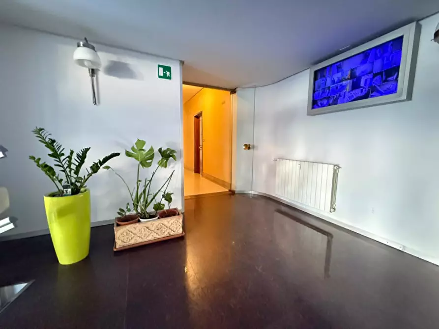 Immagine 4 di Appartamento in vendita  in Viale alcide de gasperi 70 a Palermo