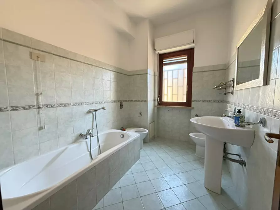 Immagine 17 di Appartamento in vendita  in Viale alcide de gasperi 70 a Palermo