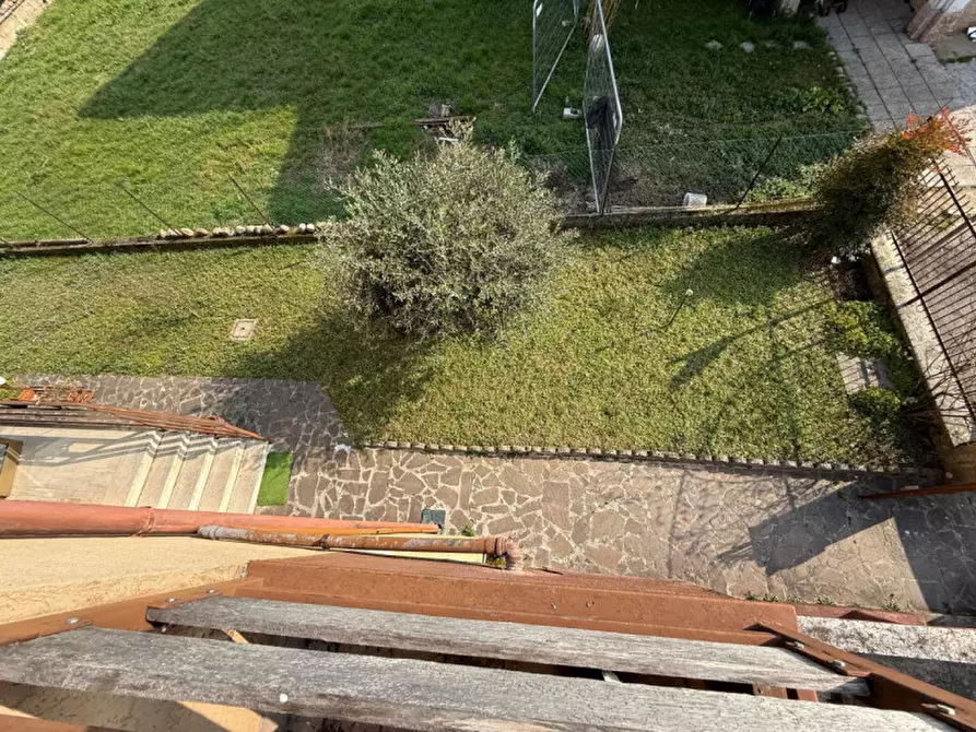 Immagine 19 di Villetta a schiera in vendita  in Viale Guglielmo Marconi a Caldiero