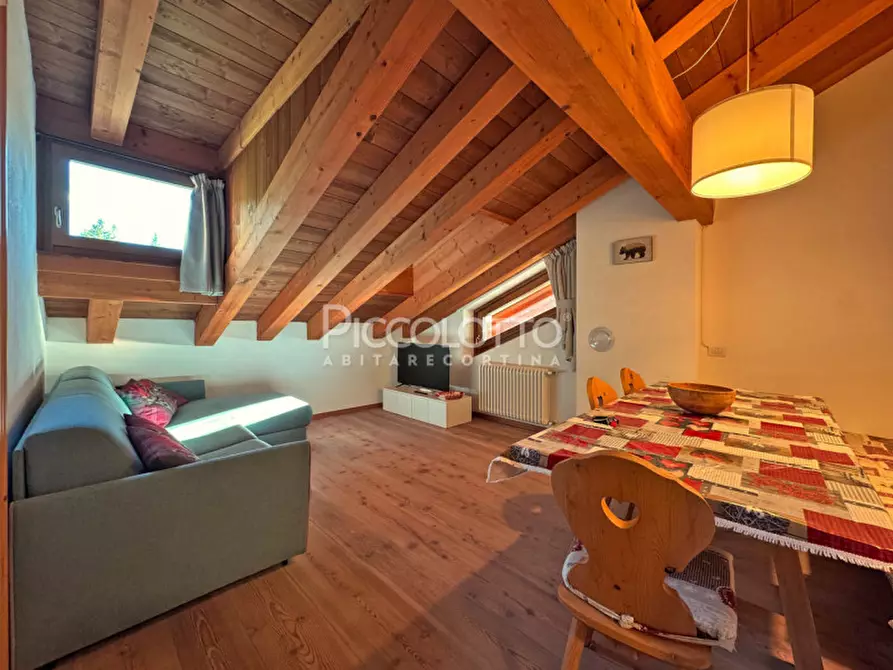 Immagine 2 di Attico in vendita  in Acquabona a Cortina D'ampezzo