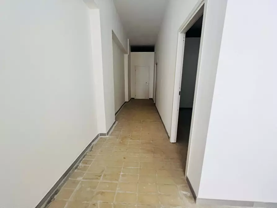 Immagine 2 di Magazzino in vendita  in Via della Libertà a Pizzo