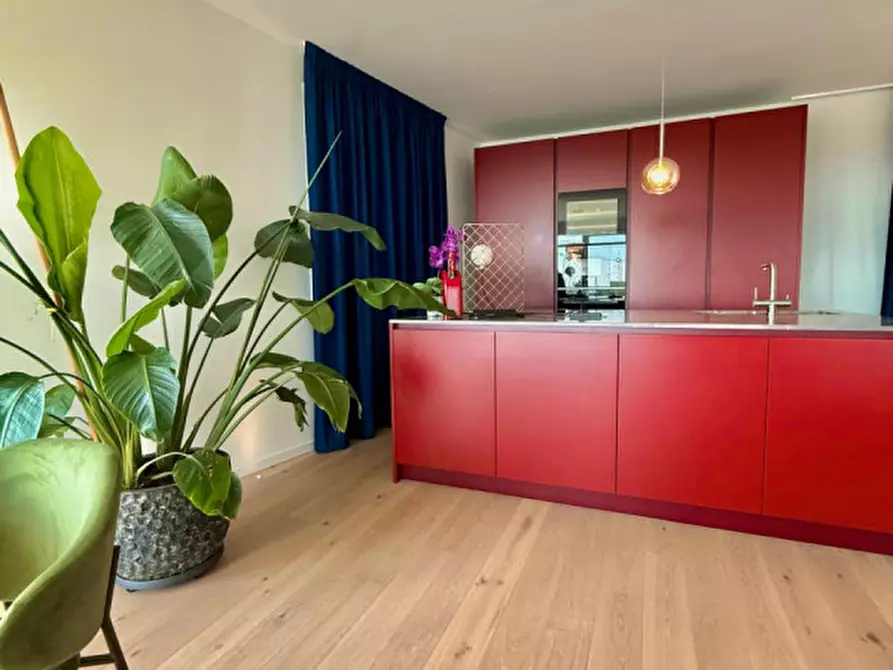 Immagine 10 di Attico in vendita  in Strada Budellungo a Parma