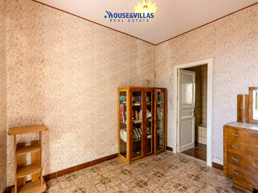 Immagine 15 di Casa indipendente in vendita  in Via Camillo Benso Conte di Cavour a Noto