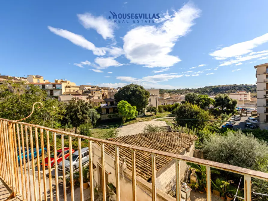 Immagine 27 di Casa indipendente in vendita  in Via Camillo Benso Conte di Cavour a Noto