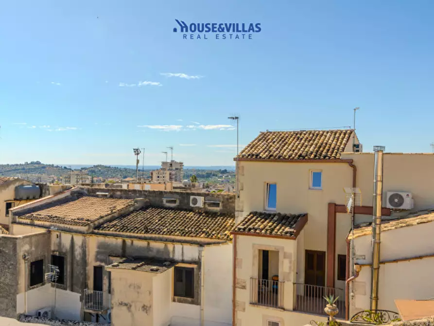 Immagine 30 di Casa indipendente in vendita  in Via Camillo Benso Conte di Cavour a Noto