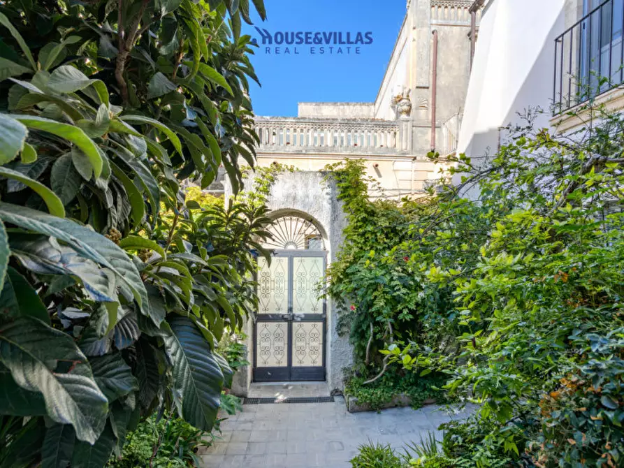 Immagine 33 di Casa indipendente in vendita  in Via Camillo Benso Conte di Cavour a Noto