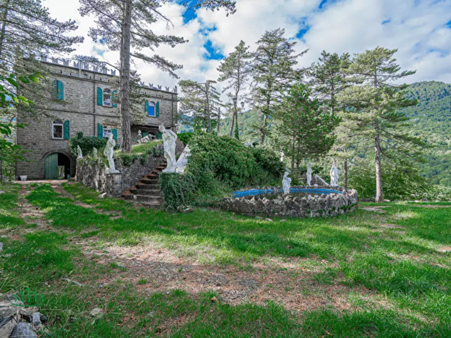 Immagine 1 di Villa in vendita  in Granaglione a Alto Reno Terme