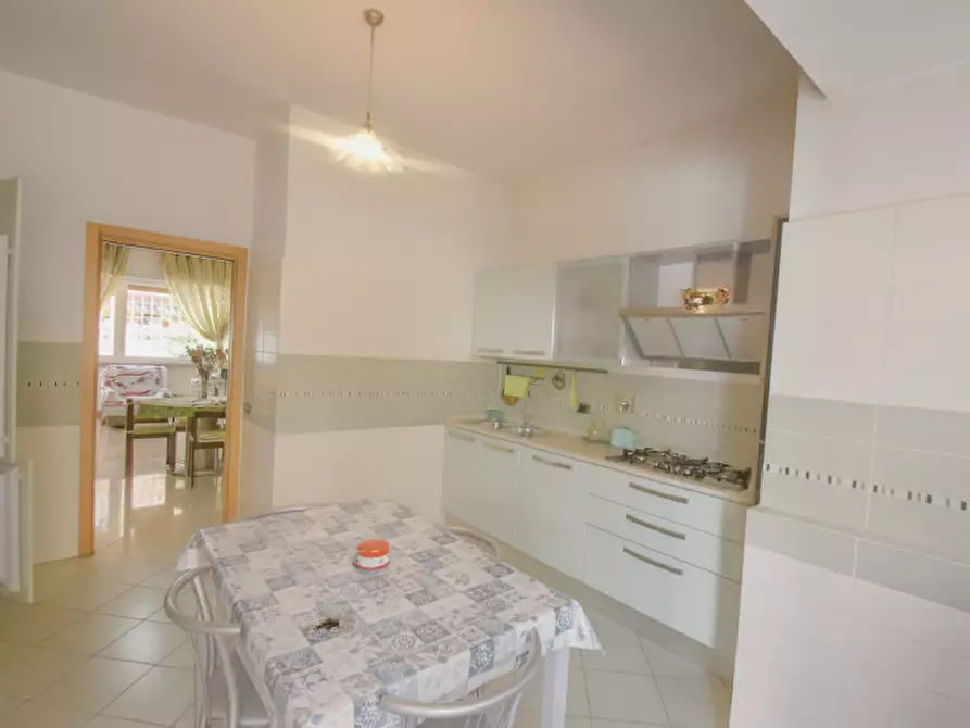 Immagine 9 di Appartamento in vendita  in Via Pietro Adami a Roma