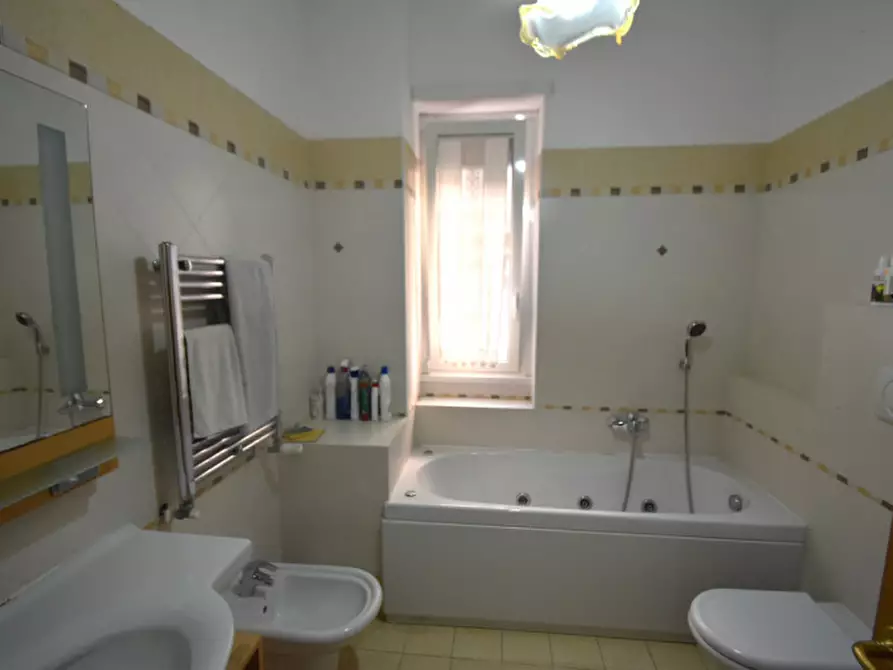 Immagine 19 di Appartamento in vendita  in Via Pietro Adami a Roma