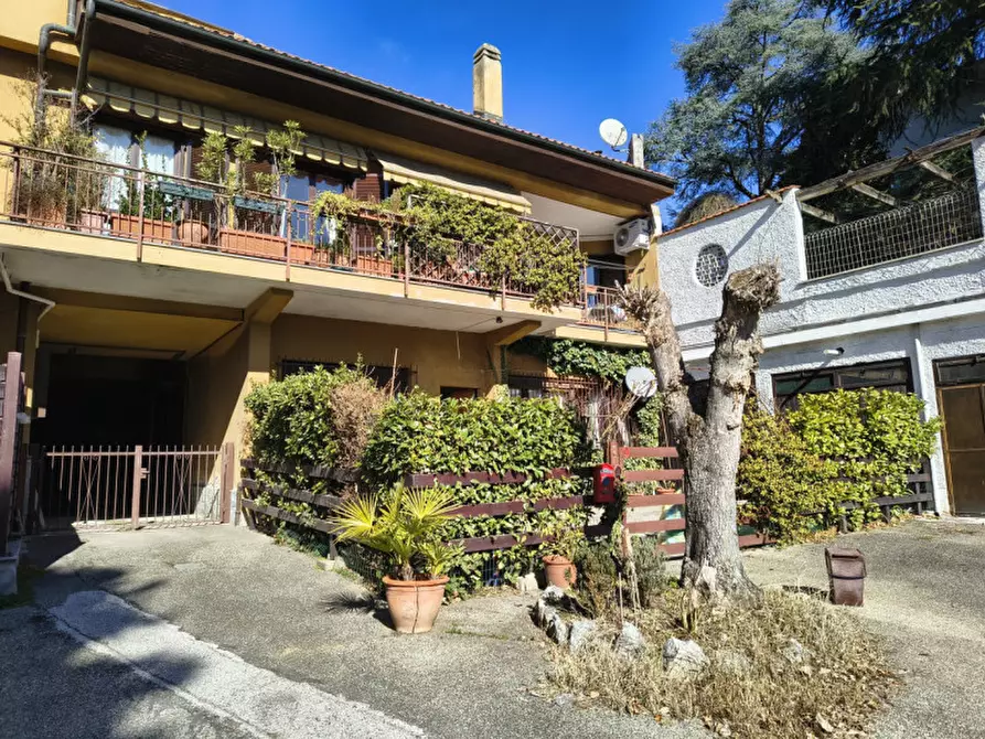 Immagine 2 di Appartamento in vendita  in VIA DEI PIOPPI a Pino Torinese