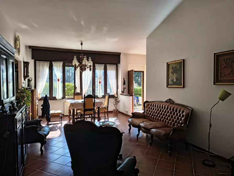 Immagine 5 di Appartamento in vendita  in VIA DEI PIOPPI a Pino Torinese