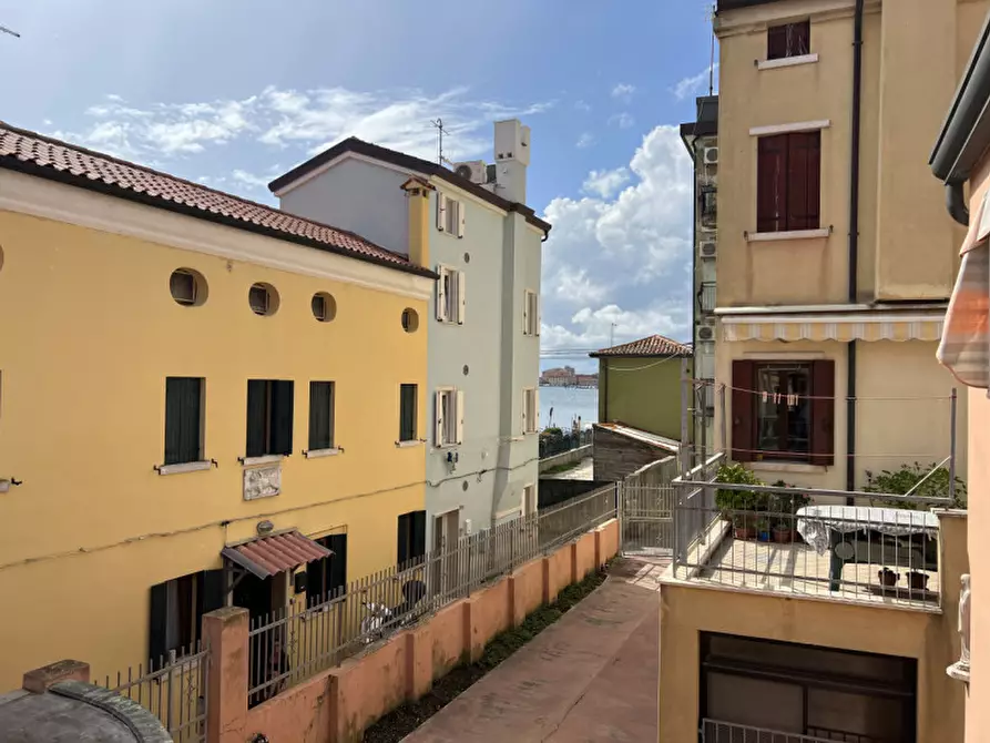 Immagine 2 di Appartamento in vendita  in Viale San Marco a Chioggia