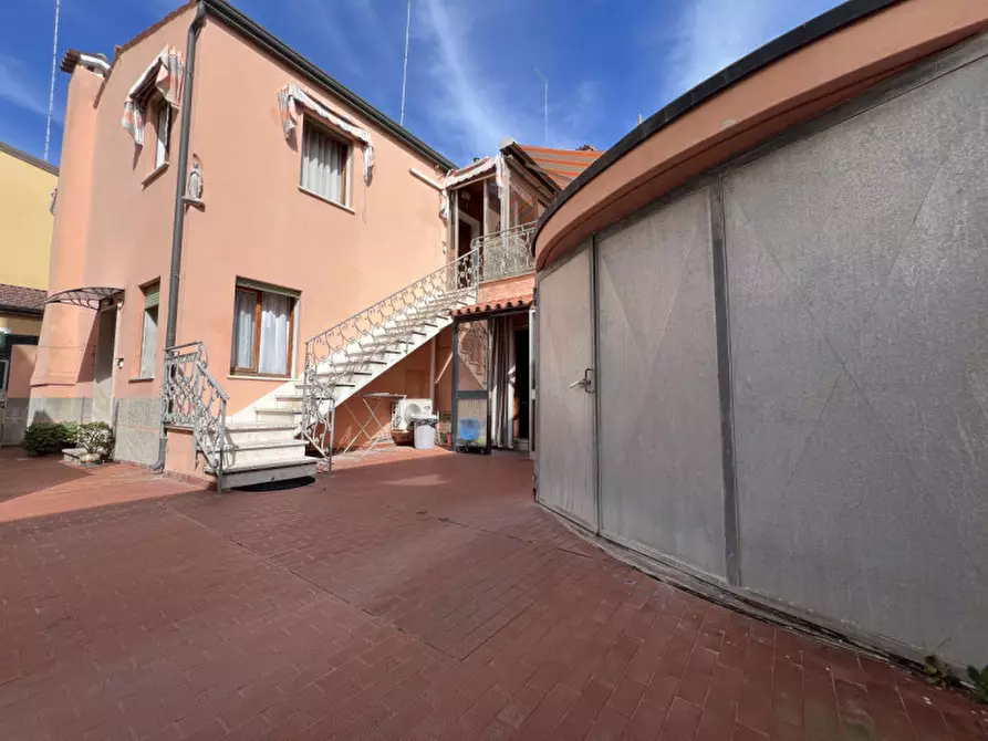 Immagine 3 di Appartamento in vendita  in Viale San Marco a Chioggia