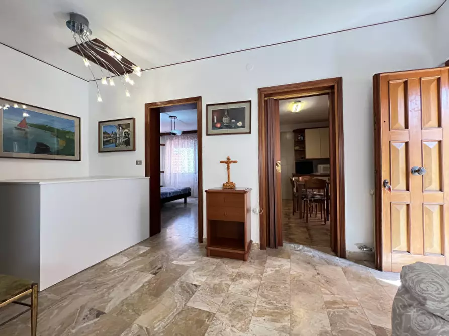 Immagine 11 di Appartamento in vendita  in Viale San Marco a Chioggia