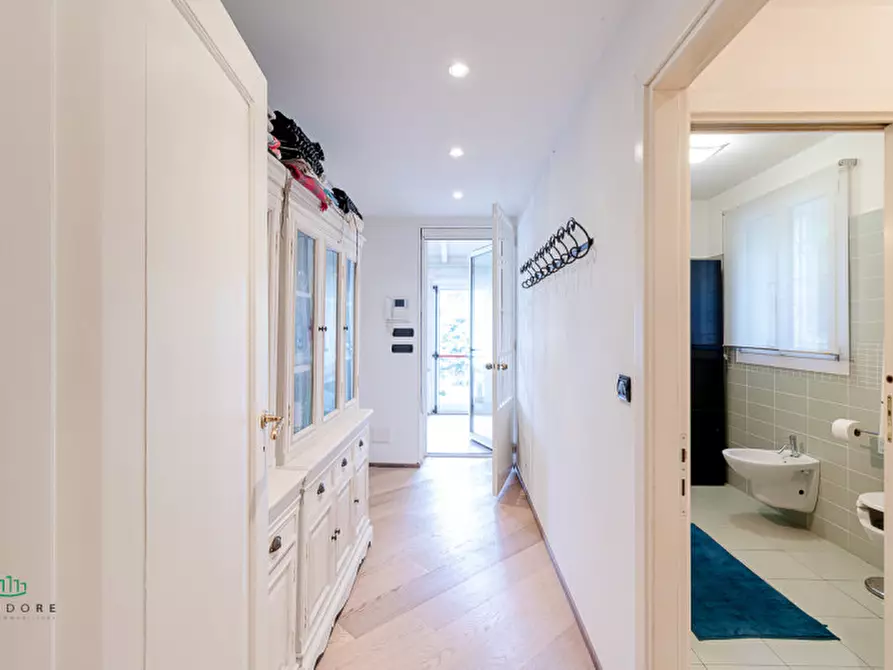 Immagine 14 di Villa in vendita  in via degli spicchi 14 a San Lazzaro Di Savena