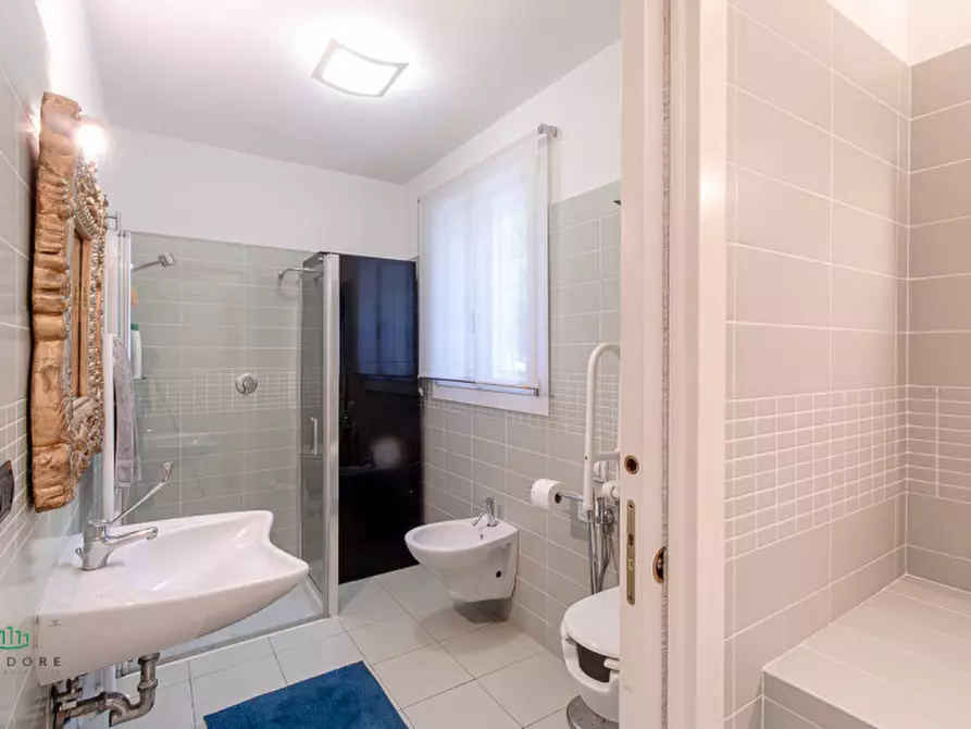 Immagine 16 di Villa in vendita  in via degli spicchi 14 a San Lazzaro Di Savena