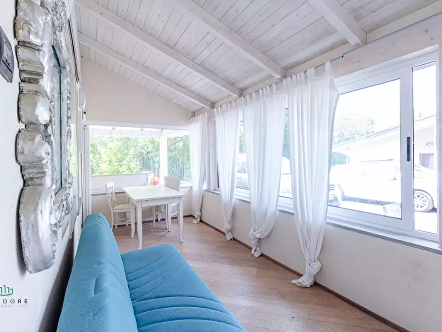 Immagine 18 di Villa in vendita  in via degli spicchi 14 a San Lazzaro Di Savena