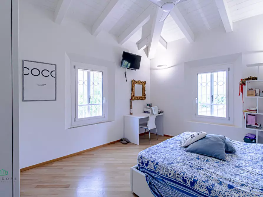 Immagine 24 di Villa in vendita  in via degli spicchi 14 a San Lazzaro Di Savena