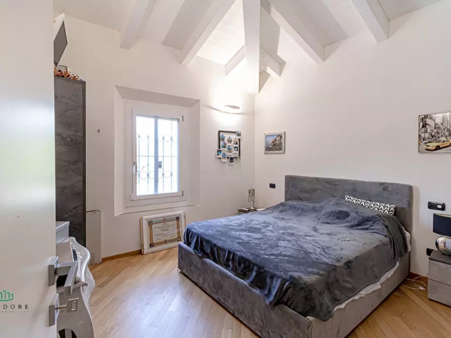 Immagine 27 di Villa in vendita  in via degli spicchi 14 a San Lazzaro Di Savena