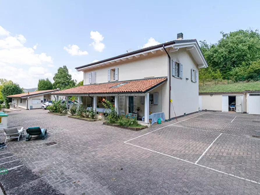 Immagine 49 di Villa in vendita  in via degli spicchi 14 a San Lazzaro Di Savena