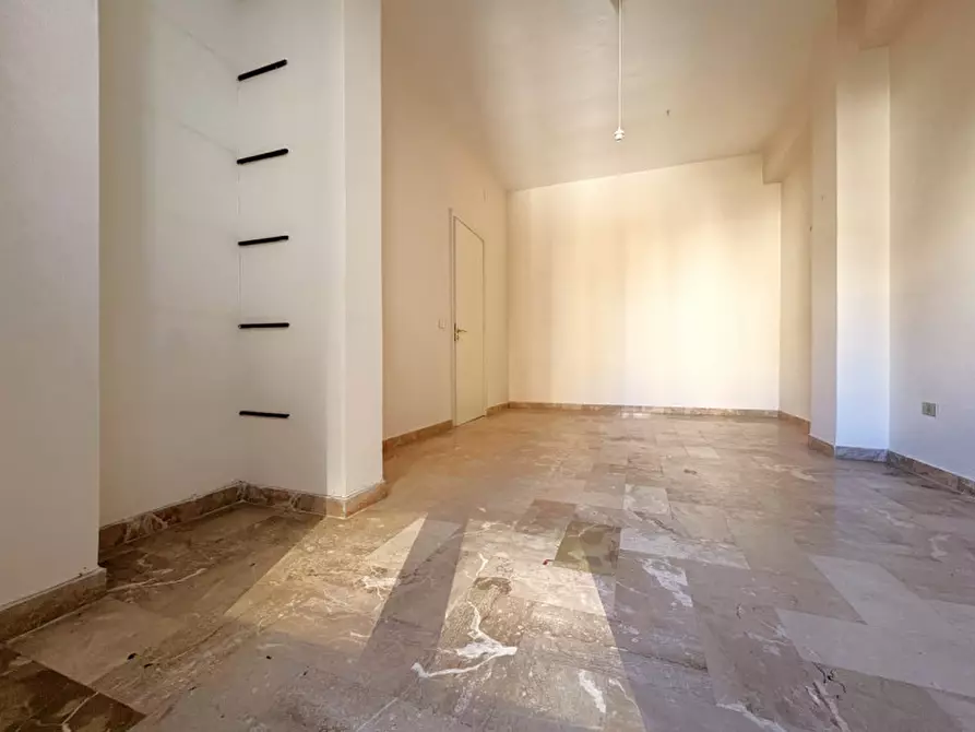 Immagine 14 di Appartamento in vendita  in Via Cesare Battisti 55 a Lecce