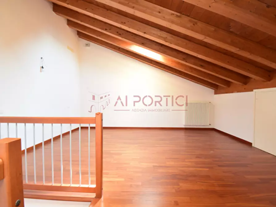 Immagine 22 di Casa trifamiliare in vendita  in Via Quattro Novembre a Brugine