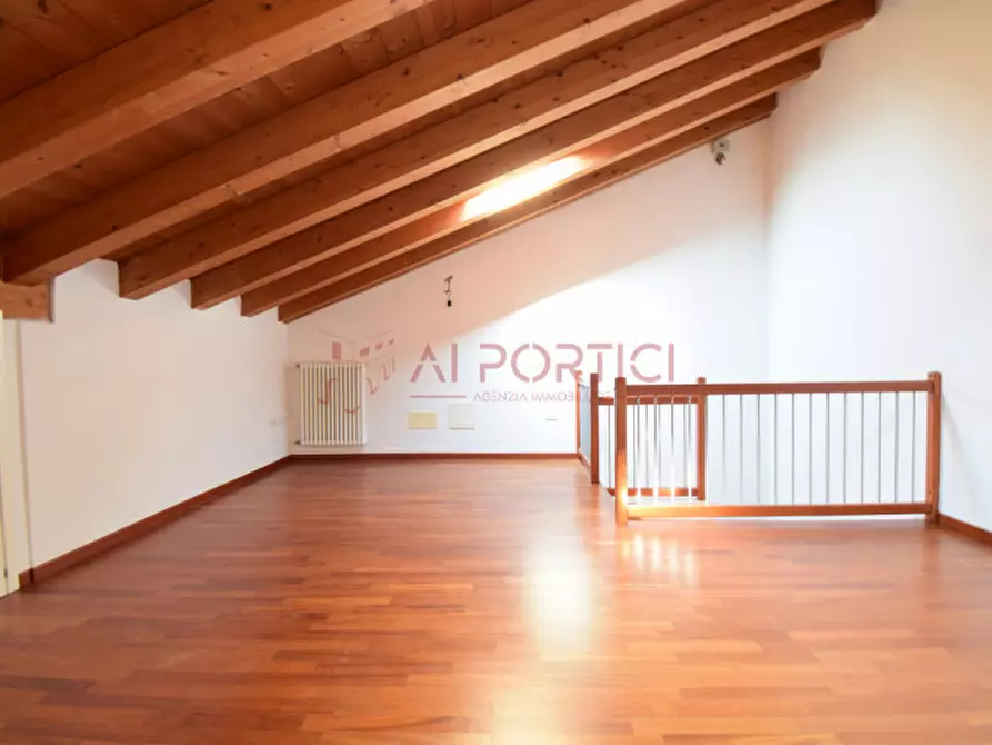 Immagine 23 di Casa trifamiliare in vendita  in Via Quattro Novembre a Brugine