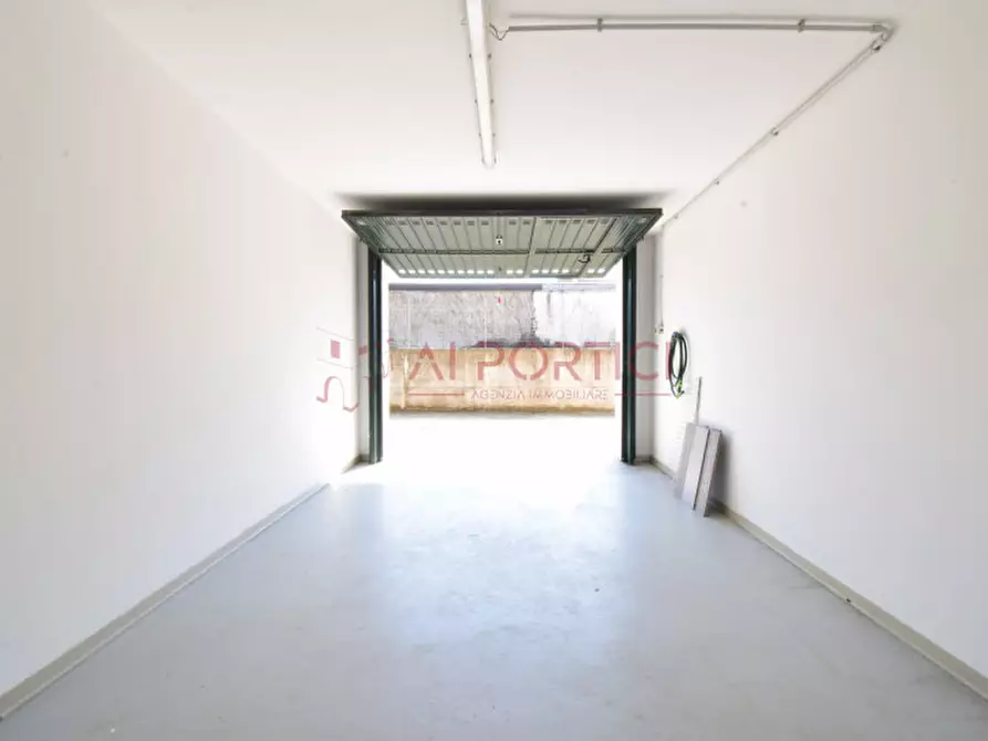 Immagine 28 di Casa trifamiliare in vendita  in Via Quattro Novembre a Brugine