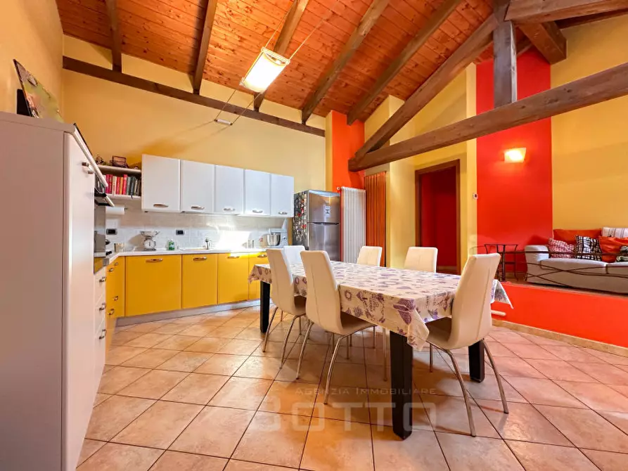 Immagine 1 di Villetta a schiera in vendita  in Via Caio Mario, 10 a Gattinara