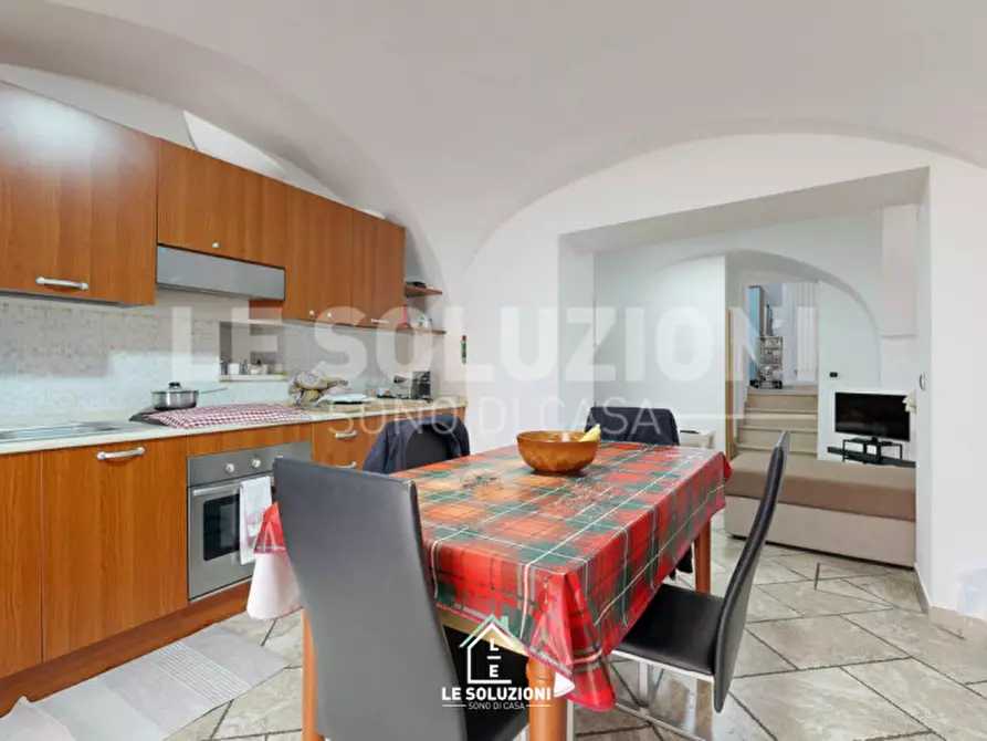 Immagine 1 di Casa indipendente in vendita  in Via forno mongelli 55 a Putignano