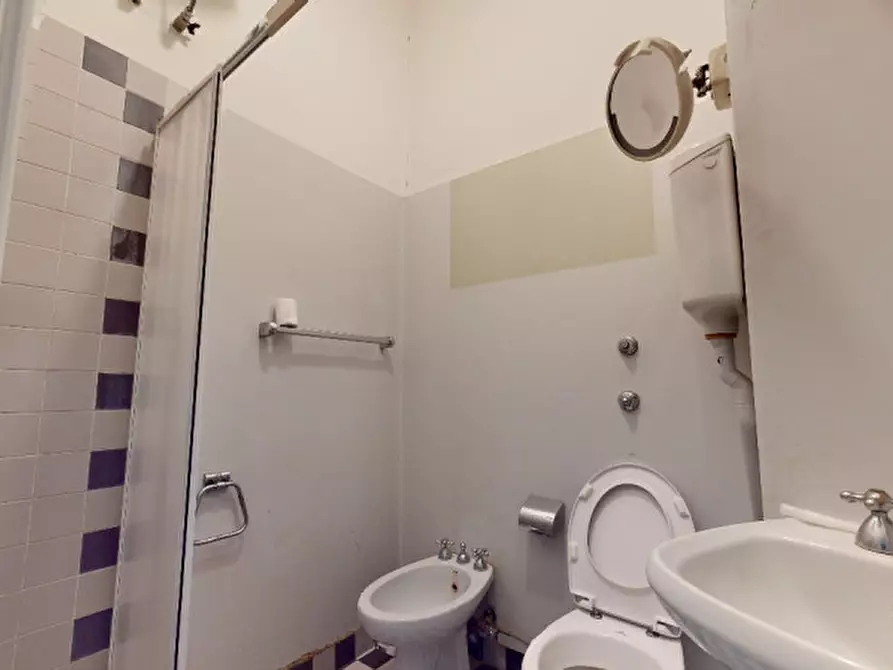 Immagine 8 di Camera in affitto  in Viale Abruzzi a Milano