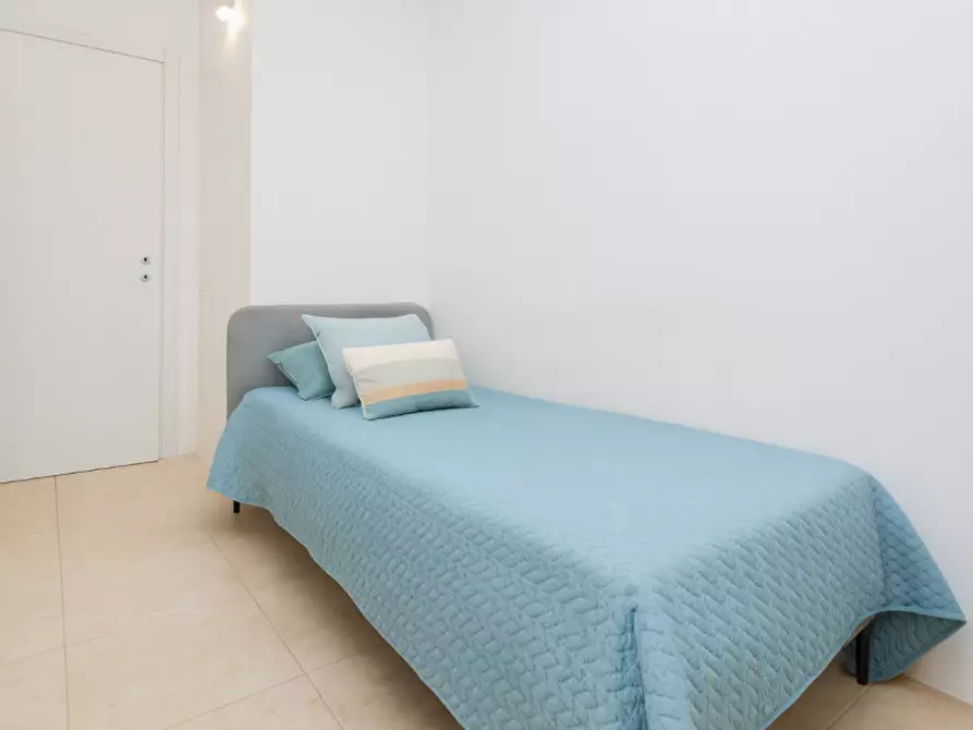 Immagine 1 di Camera in affitto  in Via Jan Palach a Milano