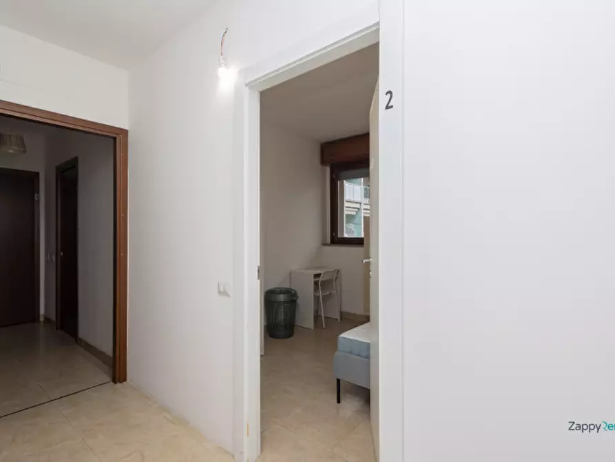 Immagine 4 di Camera in affitto  in Via Jan Palach a Milano