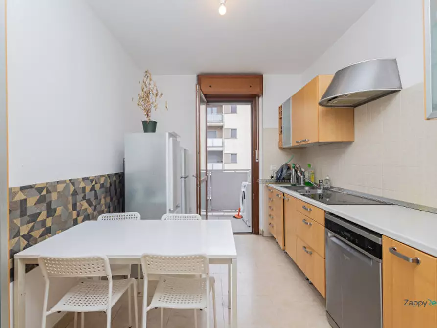 Immagine 18 di Camera in affitto  in Via Jan Palach a Milano