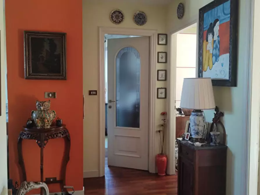 Immagine 2 di Appartamento in vendita  in Via Adamello a Pino Torinese