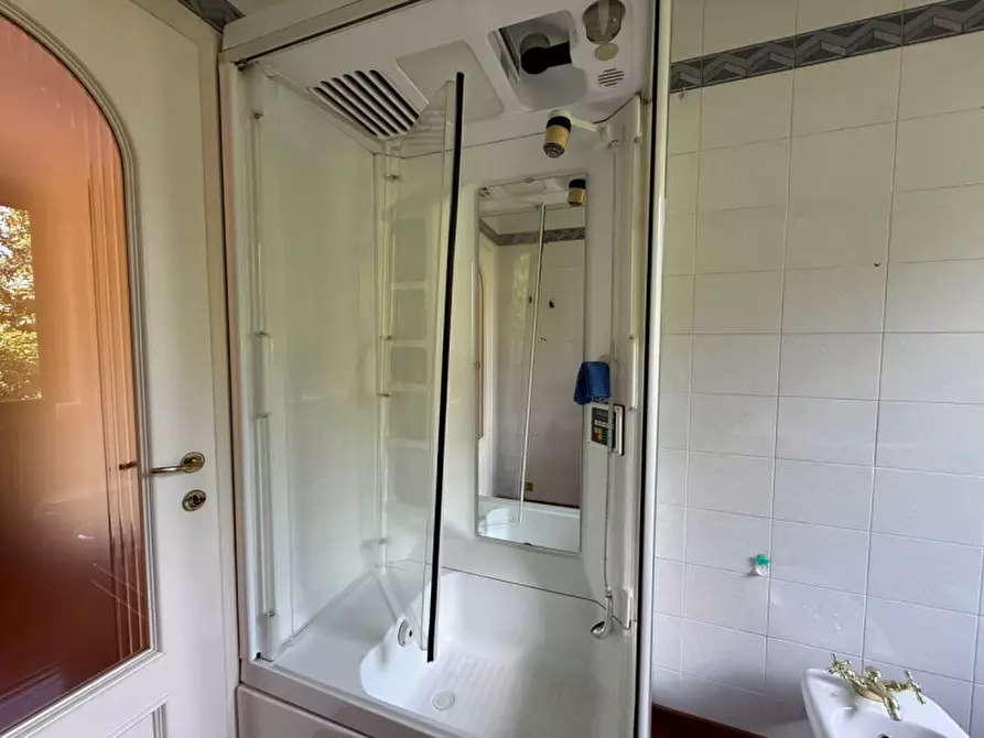 Immagine 17 di Appartamento in vendita  in Via Adamello a Pino Torinese
