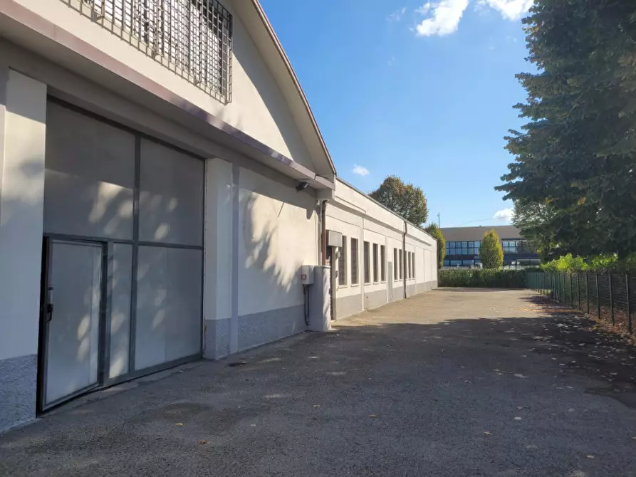 Immagine 1 di Capannone industriale in affitto  a Sassuolo