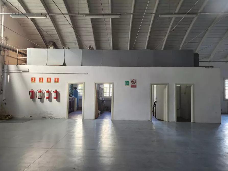 Immagine 3 di Capannone industriale in affitto  a Sassuolo