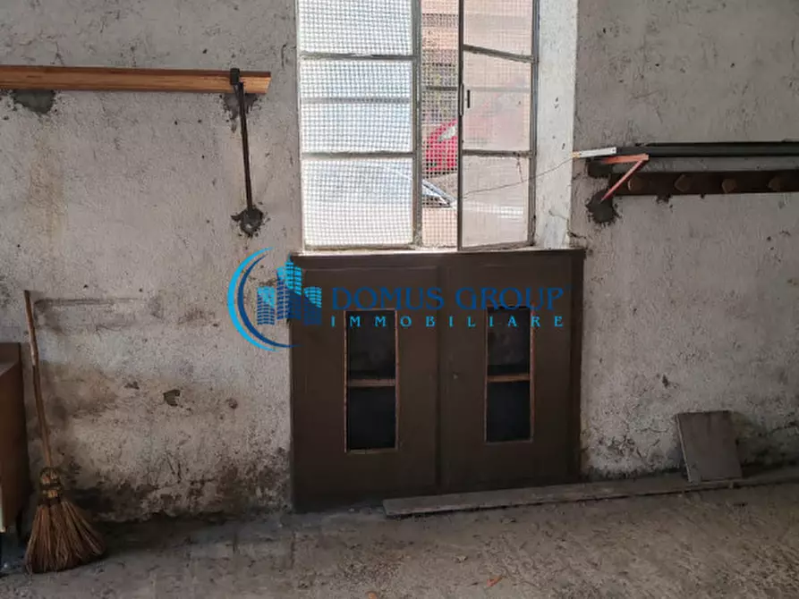 Immagine 3 di Magazzino in vendita  in Via Verzuolo a Roma