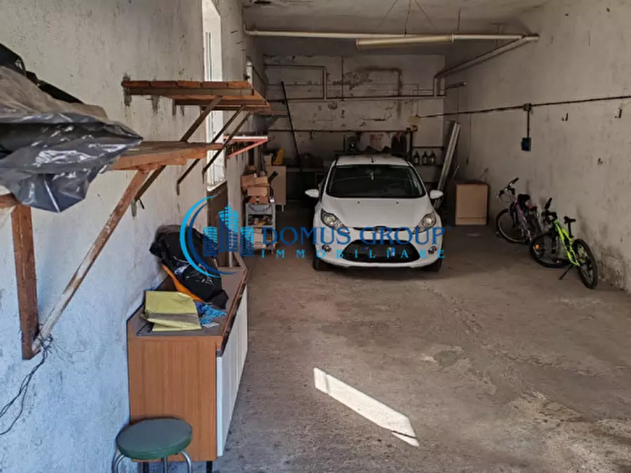 Immagine 4 di Magazzino in vendita  in Via Verzuolo a Roma