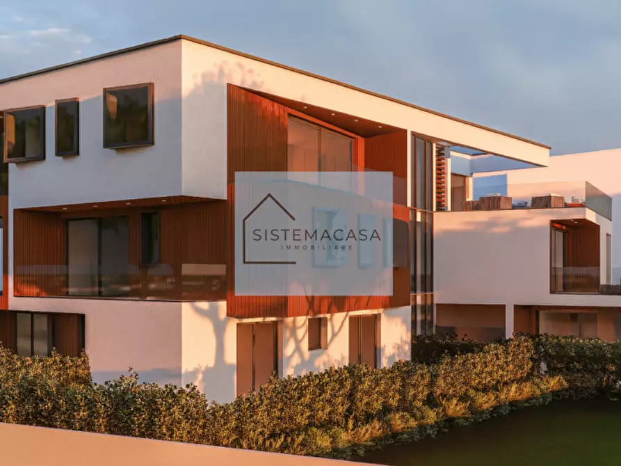 Immagine 2 di Appartamento in vendita  in Viale Alfredo Oriani a Cervia